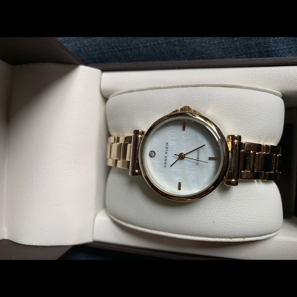 Anne Klein watch - Picture 2 of 5